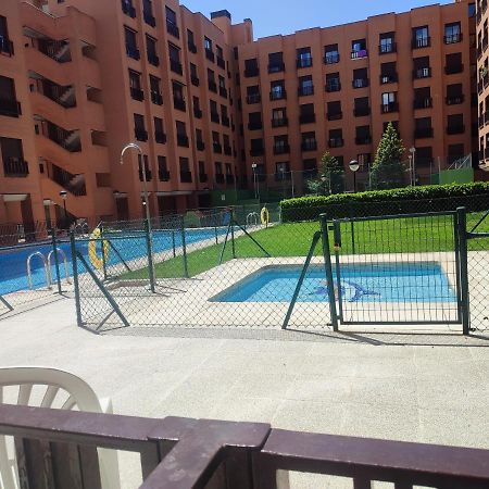 En Madrid, A Unos Minutos Del Aeropuerto Airport Barajas, Plenilunio, Estadio De Futbol Metropolitano, Feria De Madrid, Clinica Navarra Eksteriør billede